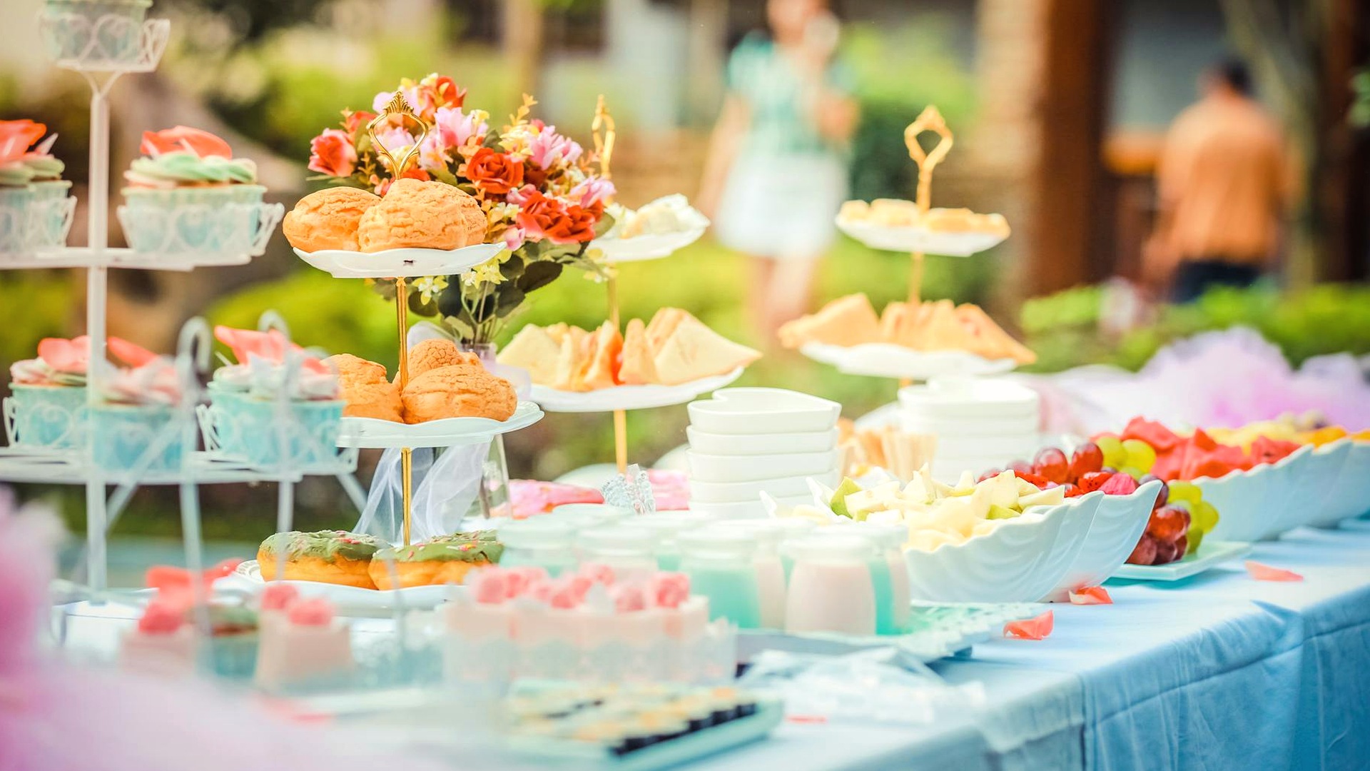 Prachtig eten en luxe setting tijdens galadiner verzorgd door premium cateraar